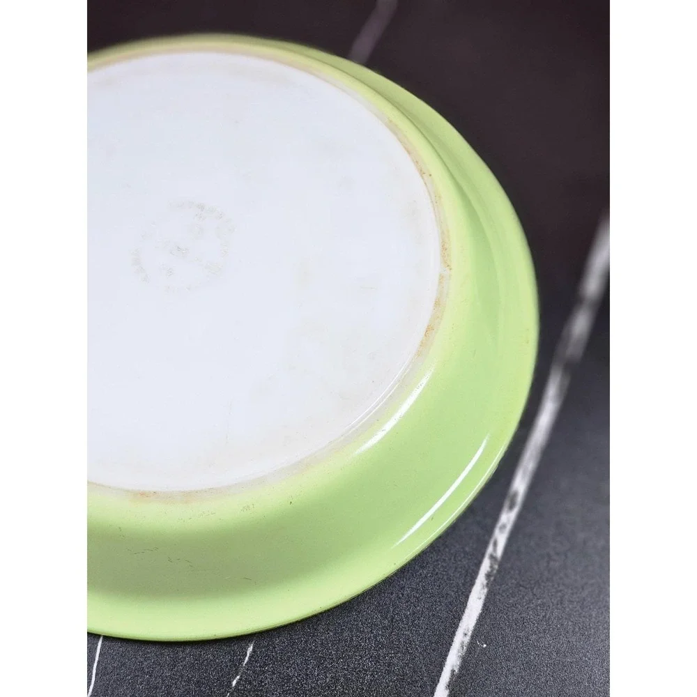 Vintage Pyrex Lime Green Pie Plate #909 Mid Century Ovenware USA